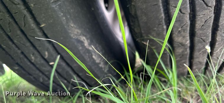 image for item NP9727 2016 Merritt Gold Line  livestock trailer