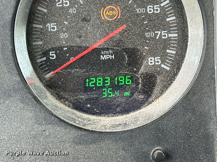 image for item NP9728 2012 Kenworth T660  semi truck