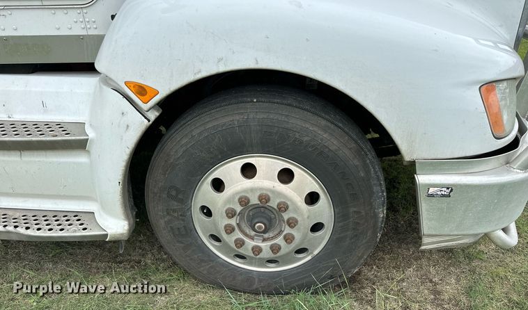 image for item NP9728 2012 Kenworth T660  semi truck