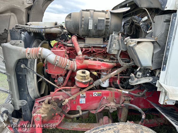 image for item NP9729 2012 Kenworth T660  semi truck