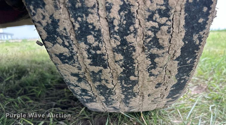 image for item NP9729 2012 Kenworth T660  semi truck