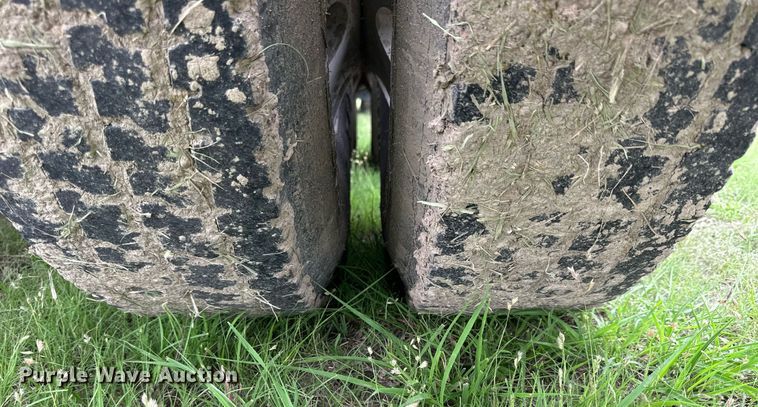 image for item NP9729 2012 Kenworth T660  semi truck