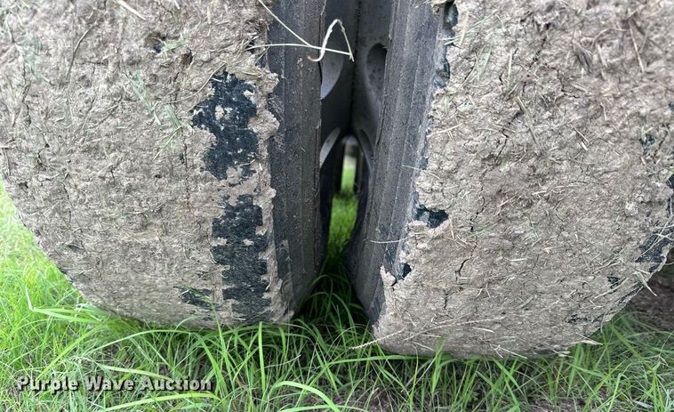 image for item NP9729 2012 Kenworth T660  semi truck