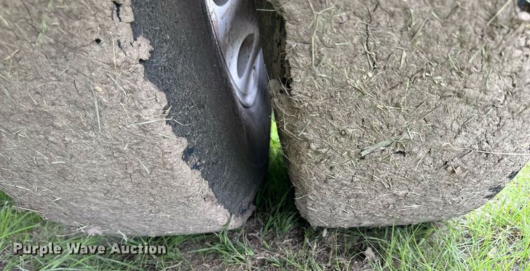 image for item NP9729 2012 Kenworth T660  semi truck