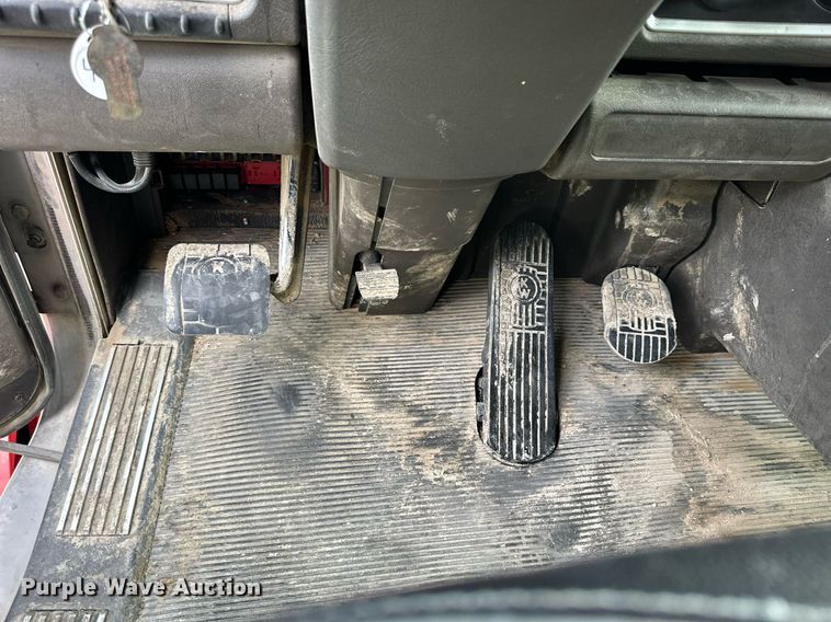 image for item NP9731 2012 Kenworth T660  semi truck