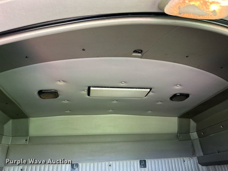 image for item NP9731 2012 Kenworth T660  semi truck