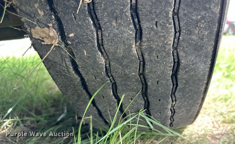 image for item NP9731 2012 Kenworth T660  semi truck