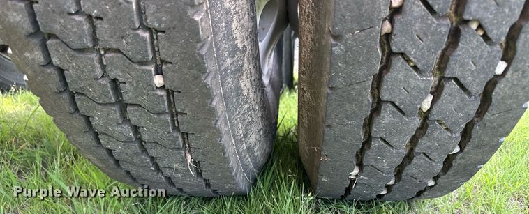 image for item NP9731 2012 Kenworth T660  semi truck