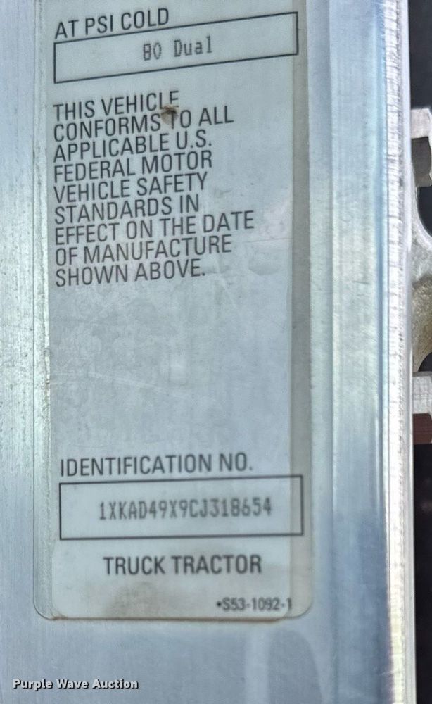 image for item NP9731 2012 Kenworth T660  semi truck