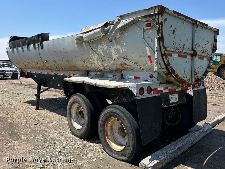 image for item NY9177 1974 Hobbs  end dump trailer