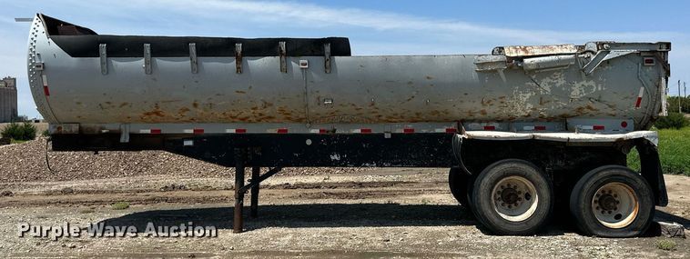 image for item NY9177 1974 Hobbs  end dump trailer