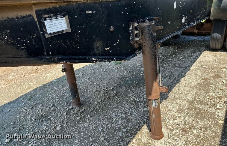 image for item NY9177 1974 Hobbs  end dump trailer