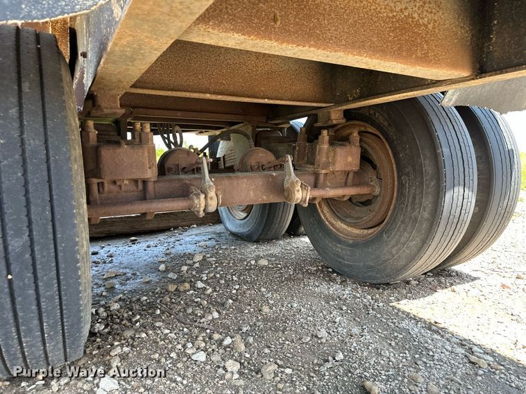 image for item NY9177 1974 Hobbs  end dump trailer