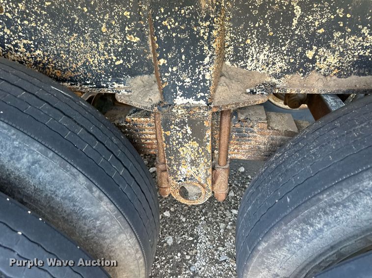 image for item NY9177 1974 Hobbs  end dump trailer