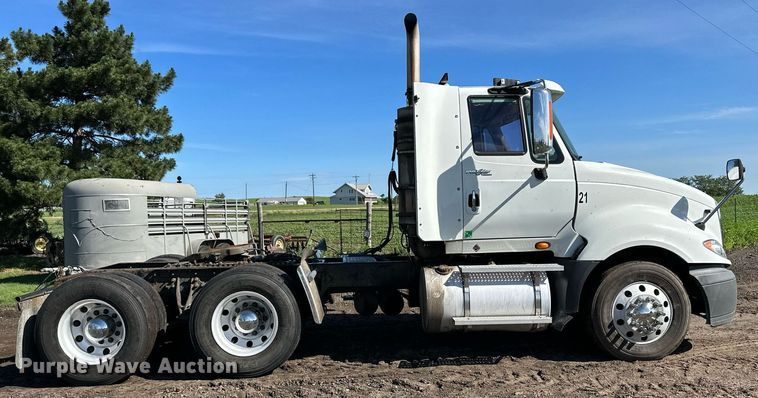 image for item NY9191 2010 International ProStar  semi truck