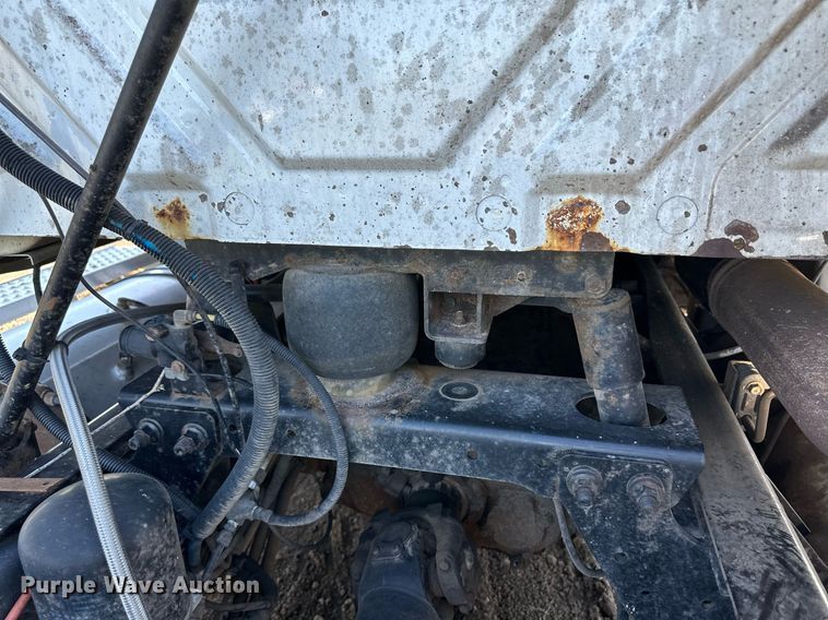 image for item NY9191 2010 International ProStar  semi truck