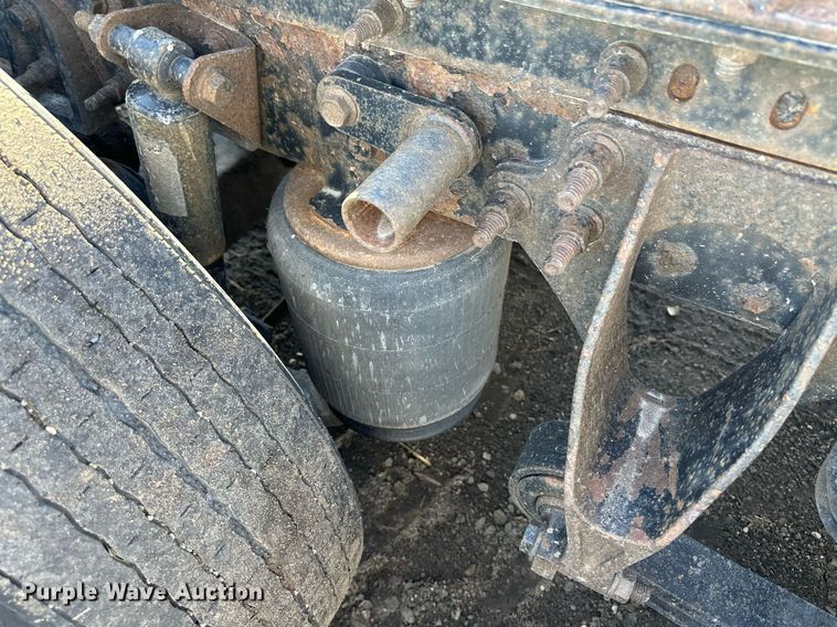 image for item NY9191 2010 International ProStar  semi truck