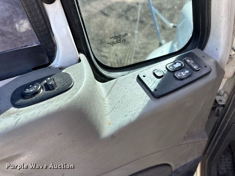 image for item NY9191 2010 International ProStar  semi truck