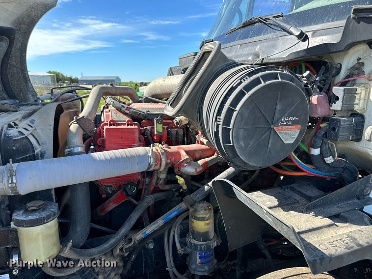 image for item NY9191 2010 International ProStar  semi truck