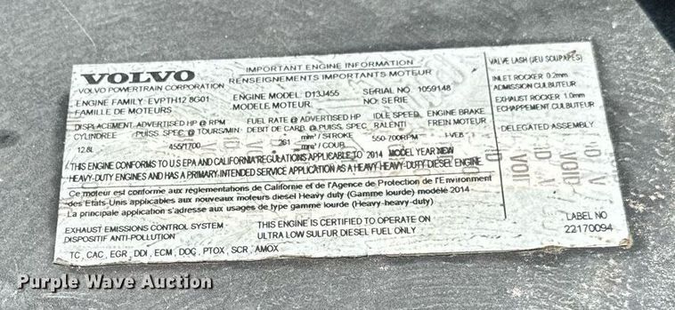 image for item OG9133 2015 Volvo VNL  semi truck