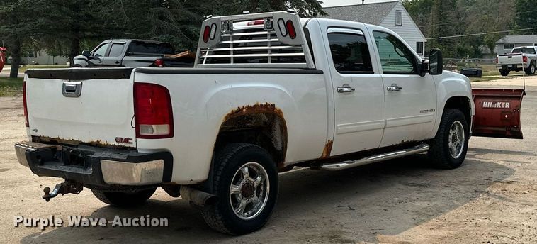 image for item AF9663 2008 GMC Sierra 2500HD  Crew Cab pickup truck