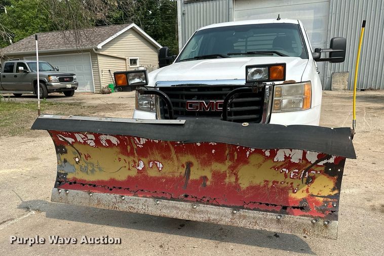 image for item AF9663 2008 GMC Sierra 2500HD  Crew Cab pickup truck