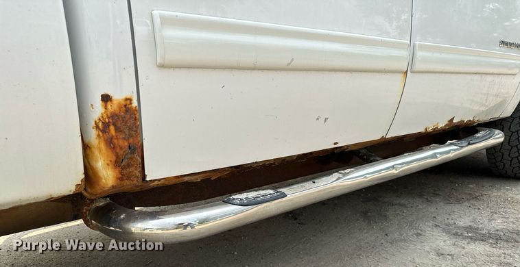 image for item AF9663 2008 GMC Sierra 2500HD  Crew Cab pickup truck