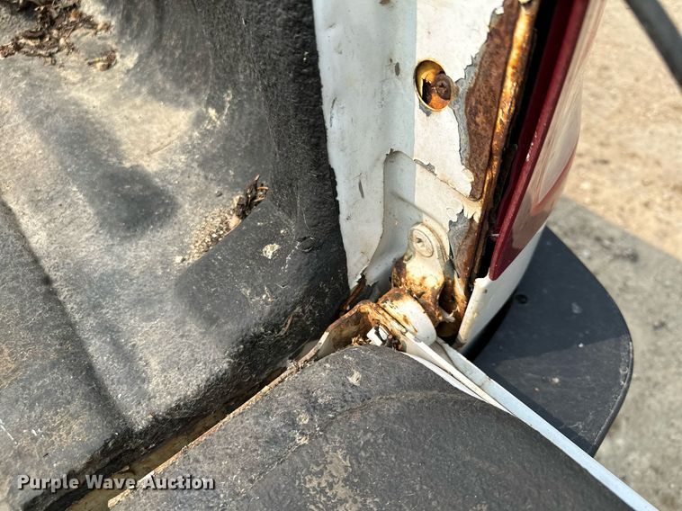 image for item AF9663 2008 GMC Sierra 2500HD  Crew Cab pickup truck