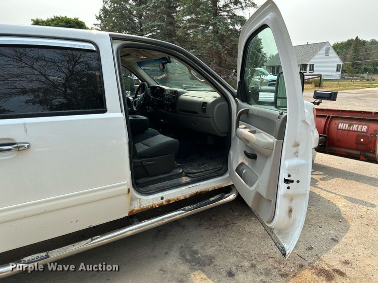 image for item AF9663 2008 GMC Sierra 2500HD  Crew Cab pickup truck