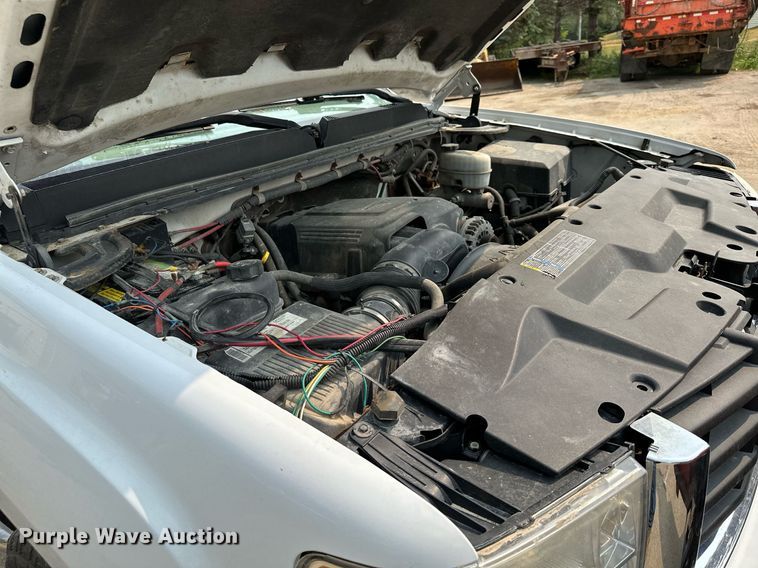 image for item AF9663 2008 GMC Sierra 2500HD  Crew Cab pickup truck