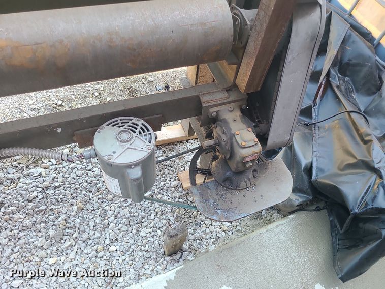 image for item BR9819 Roll former