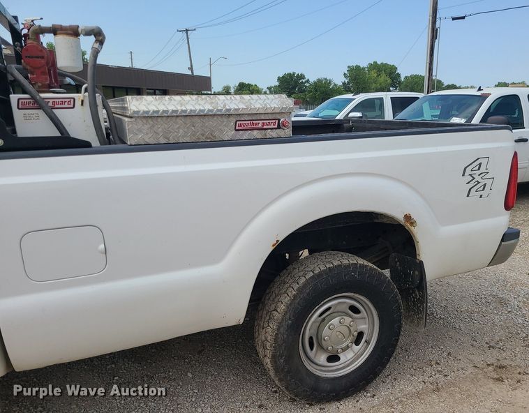 image for item DC6037 2012 Ford F250 Super Duty  SuperCab pickup truck