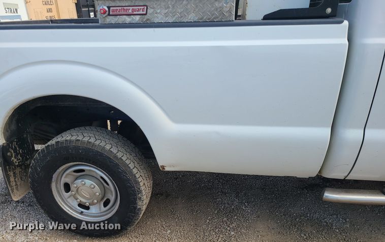 image for item DC6037 2012 Ford F250 Super Duty  SuperCab pickup truck