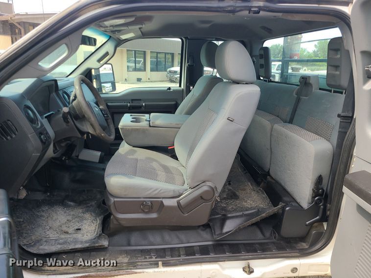 image for item DC6037 2012 Ford F250 Super Duty  SuperCab pickup truck