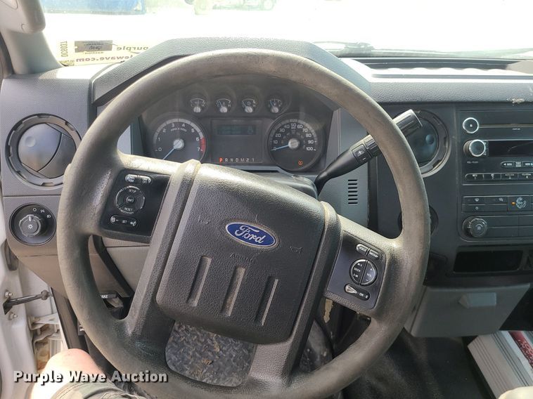 image for item DC6037 2012 Ford F250 Super Duty  SuperCab pickup truck