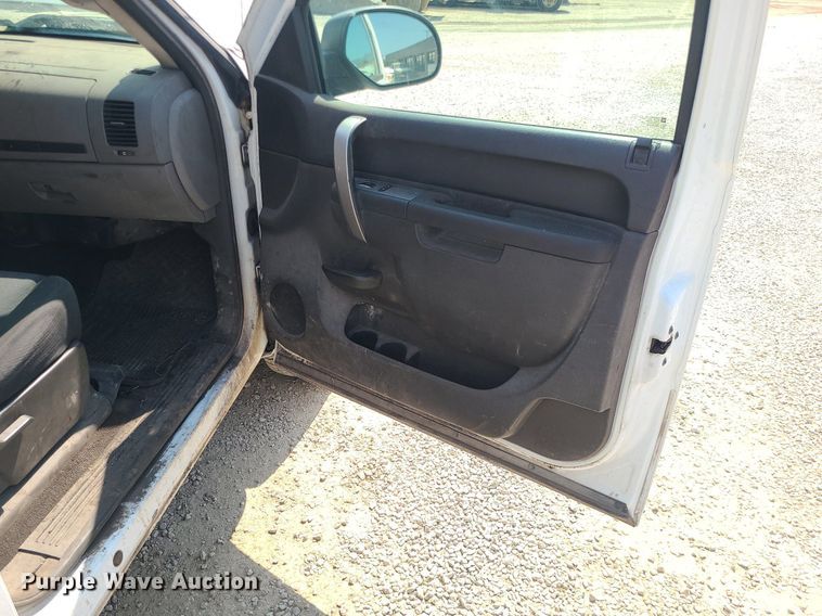 image for item DC6039 2012 GMC 1500  Crew Cab pickup truck