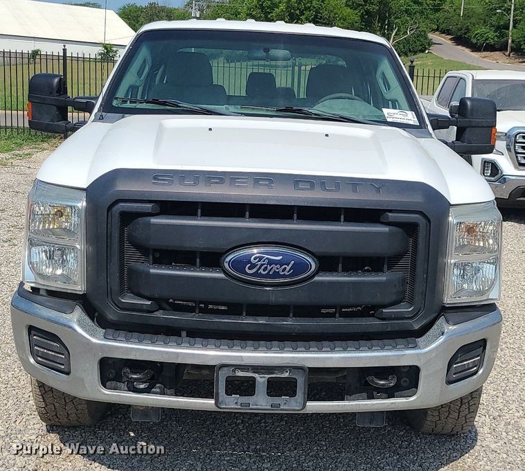 image for item DC6040 2013 Ford F250  Crew Cab pickup truck