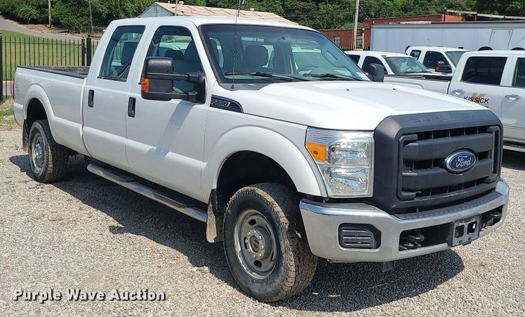 image for item DC6040 2013 Ford F250  Crew Cab pickup truck