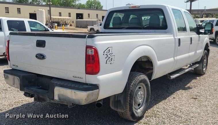 image for item DC6040 2013 Ford F250  Crew Cab pickup truck