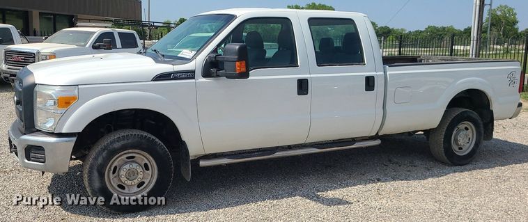 image for item DC6040 2013 Ford F250  Crew Cab pickup truck