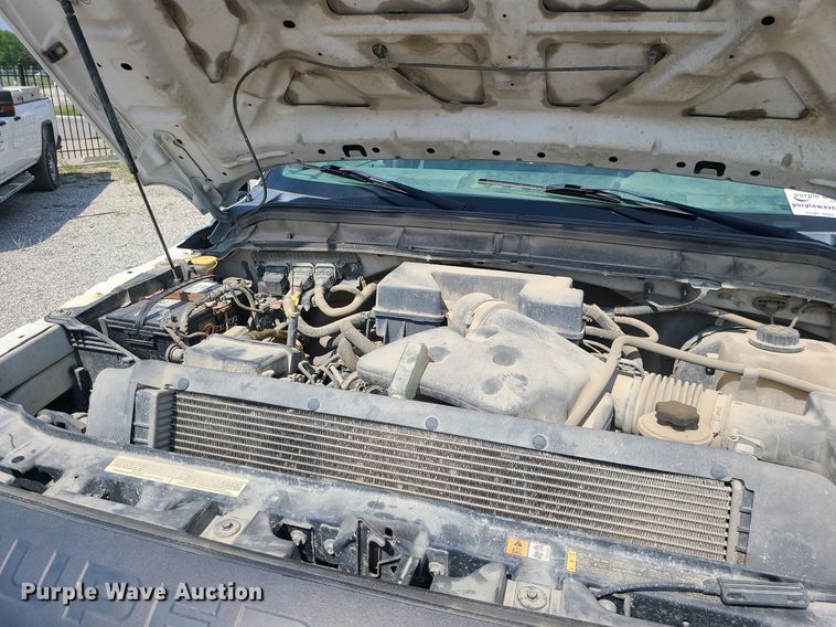 image for item DC6040 2013 Ford F250  Crew Cab pickup truck