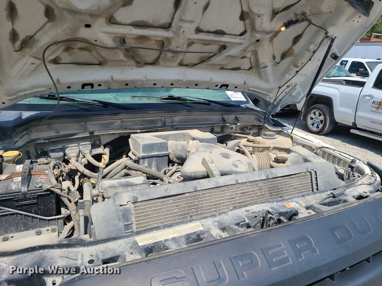 image for item DC6040 2013 Ford F250  Crew Cab pickup truck