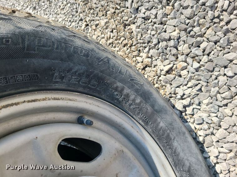 image for item DC6040 2013 Ford F250  Crew Cab pickup truck