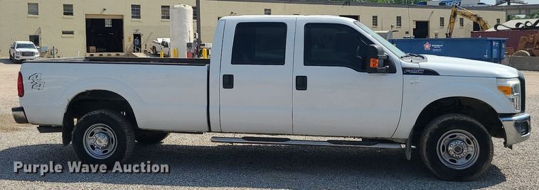 image for item DC6041 2013 Ford F250 Super Duty  Crew Cab pickup truck
