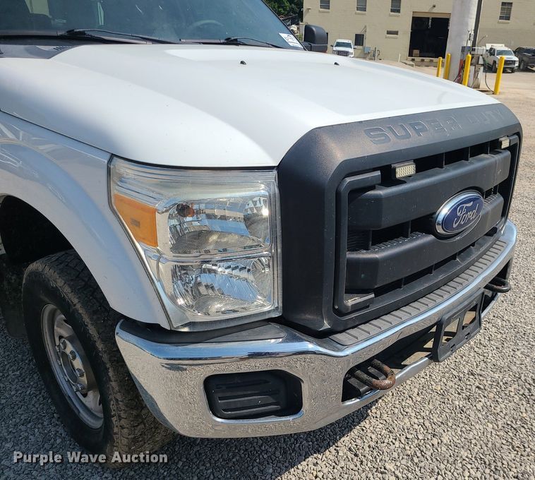 image for item DC6041 2013 Ford F250 Super Duty  Crew Cab pickup truck