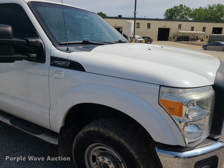 image for item DC6041 2013 Ford F250 Super Duty  Crew Cab pickup truck
