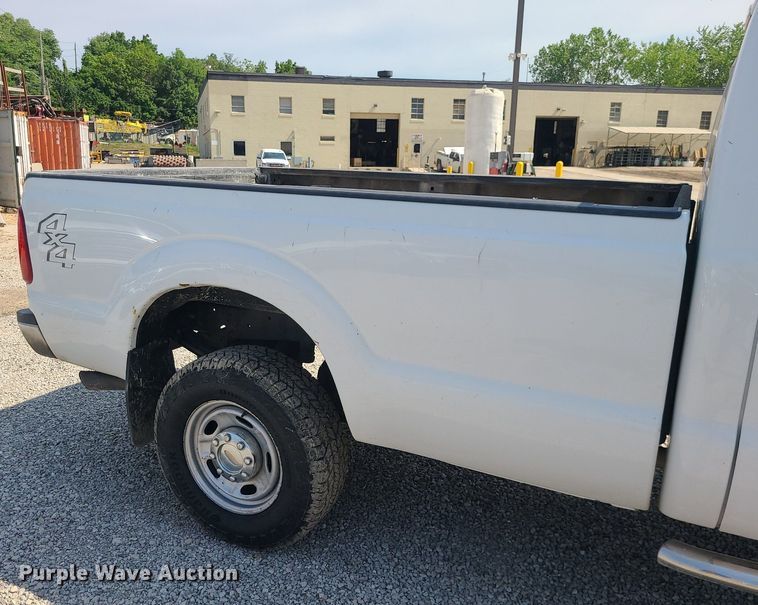 image for item DC6041 2013 Ford F250 Super Duty  Crew Cab pickup truck