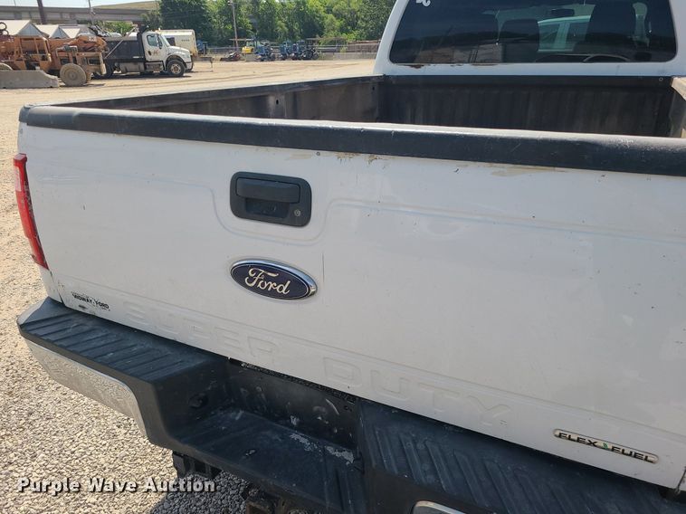 image for item DC6041 2013 Ford F250 Super Duty  Crew Cab pickup truck
