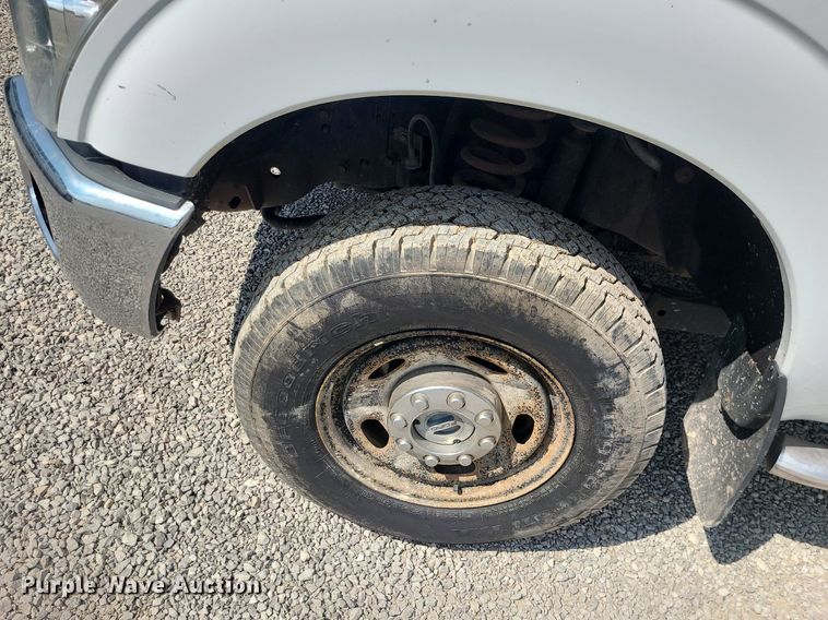 image for item DC6041 2013 Ford F250 Super Duty  Crew Cab pickup truck