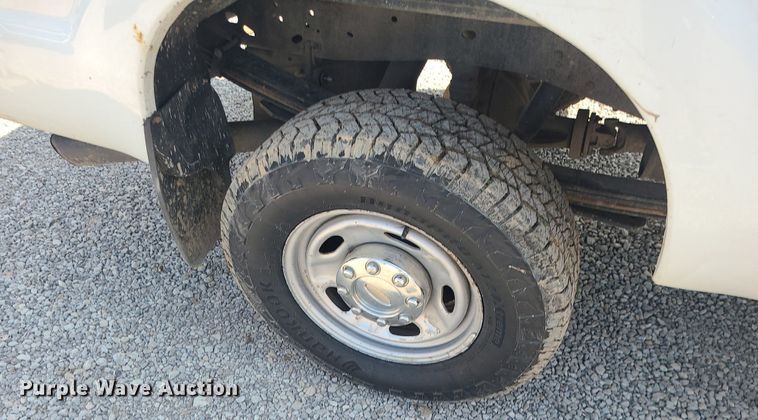 image for item DC6041 2013 Ford F250 Super Duty  Crew Cab pickup truck